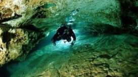 El mÃ³n de les coves submarines